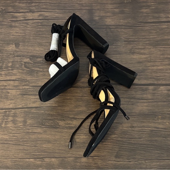 black tie up heels shoes size 7 - Picture 2 of 5